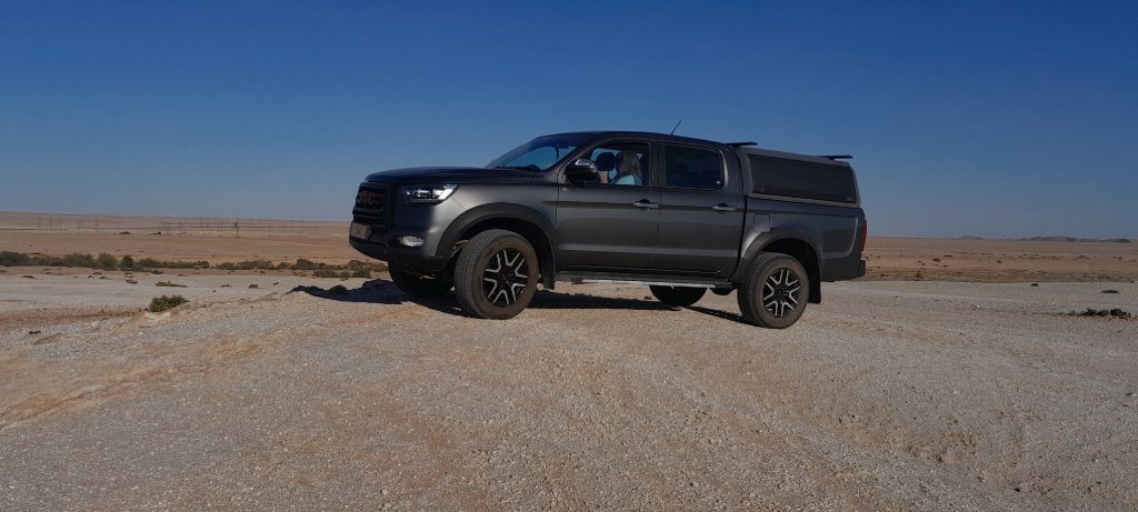 2023 JAC T8