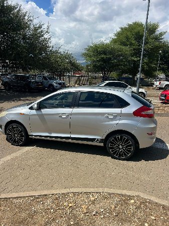 2015 Chery J2